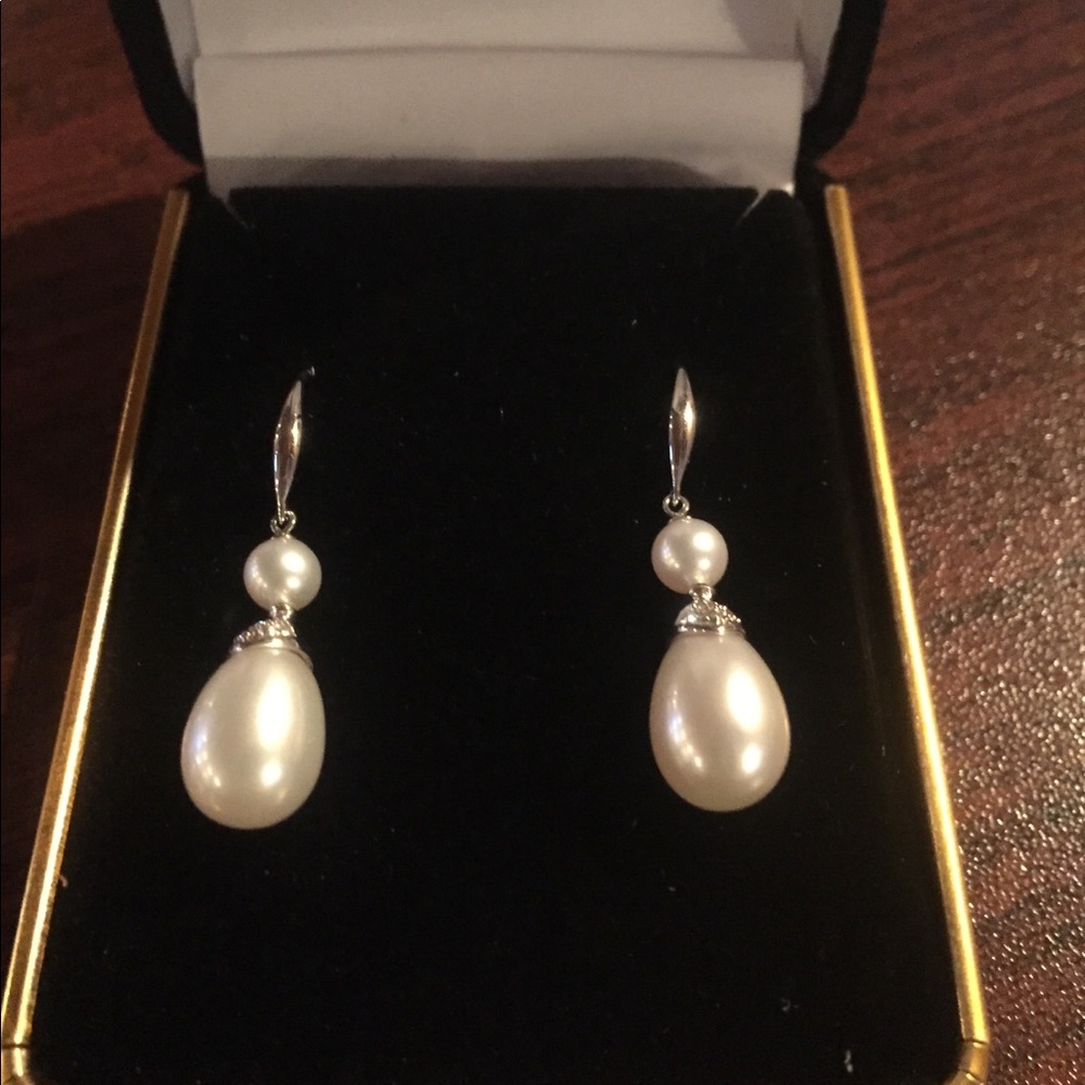 ⭐️18K Gold White Gold Pearl/Diamond Earrings⭐️
